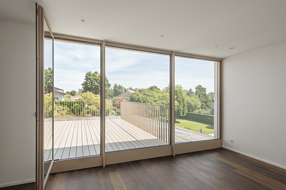 Minimalistische Dachterrasse vom Architekten für das Wohnen mit Tieren
