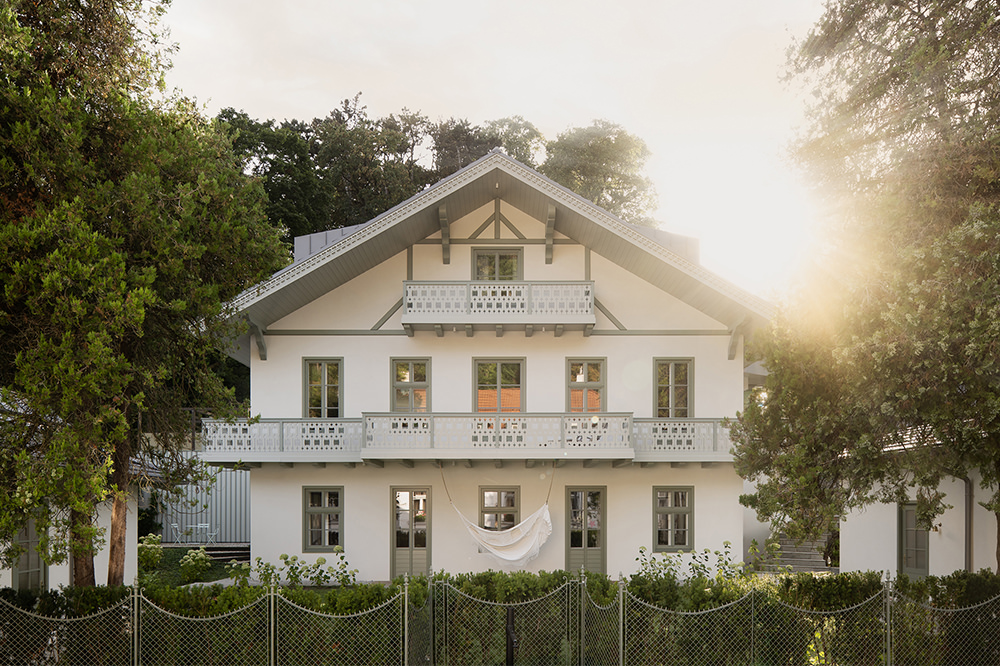 Haus am Hang – Eine behutsame Transformation