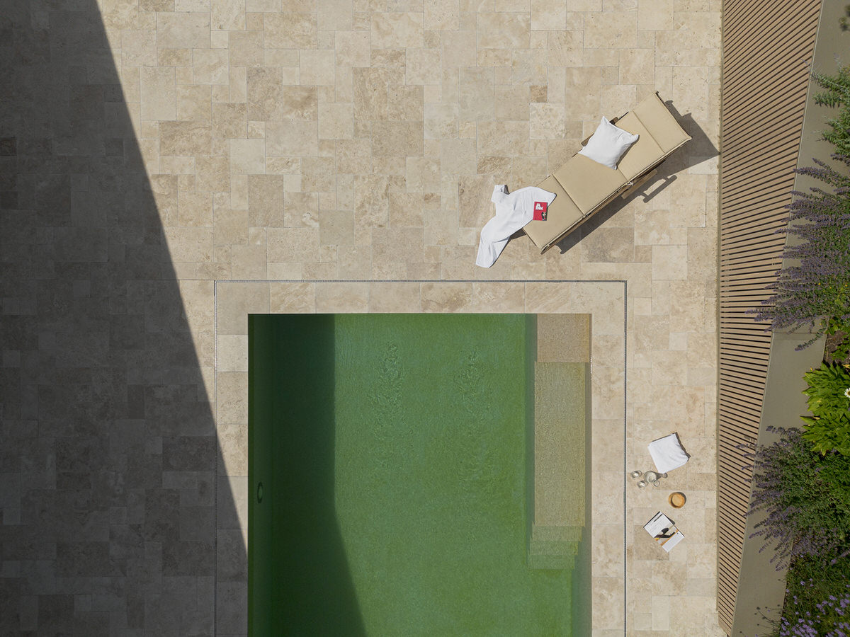 Vogelperspektive Pool