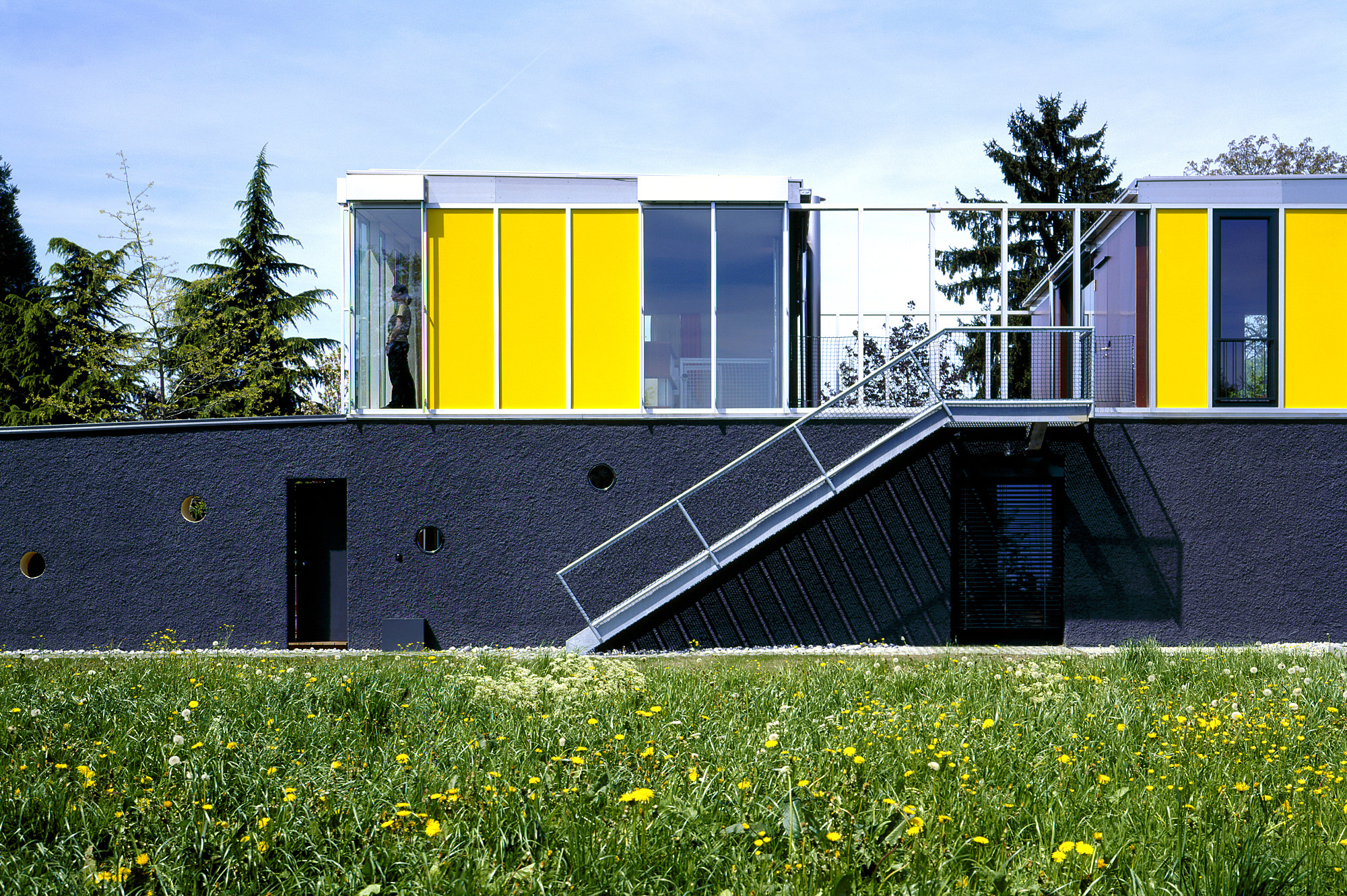 haus_P_02_einfamilienhaus_und_buero_in_hard_vorarlberg_junger_beer_architektur