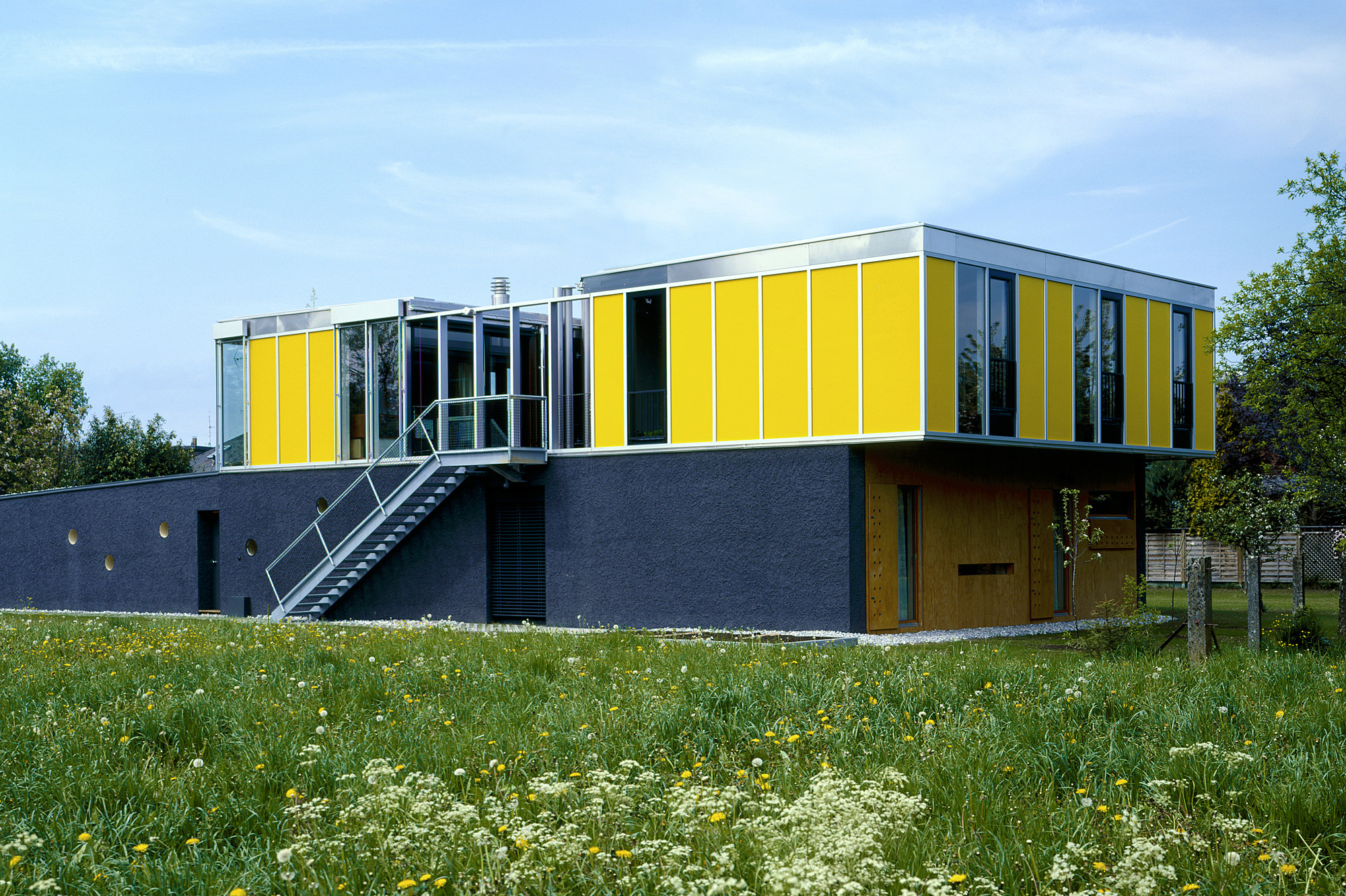 haus_P_05_einfamilienhaus_und_buero_in_hard_vorarlberg_junger_beer_architektur