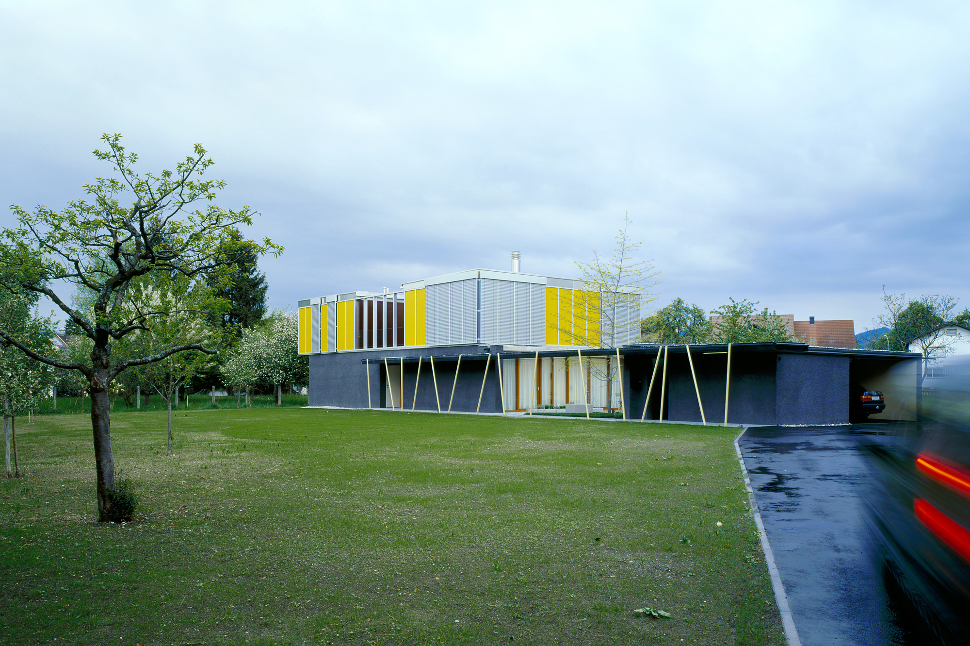 haus_P_07_einfamilienhaus_und_buero_in_hard_vorarlberg_junger_beer_architektur