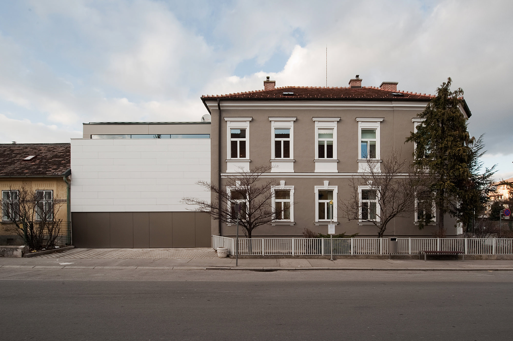 haus_S_11_umbau_und_erweiterung_einer_gruenderzeitvilla_baden_bei_wien_junger_beer_architektur